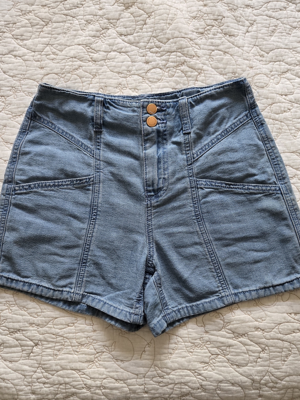 Universal Thread Women's High-Rise Mini Jeans - Light Blue Wash